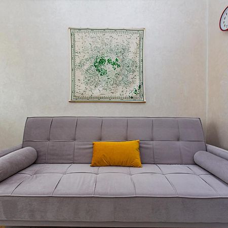 2 Room Apartment In The Center Almaty Extérieur photo